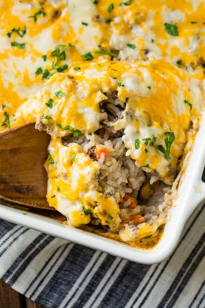 Ground Beef Rice Casseroles
 Cheesy Ground Beef and Rice Casserole