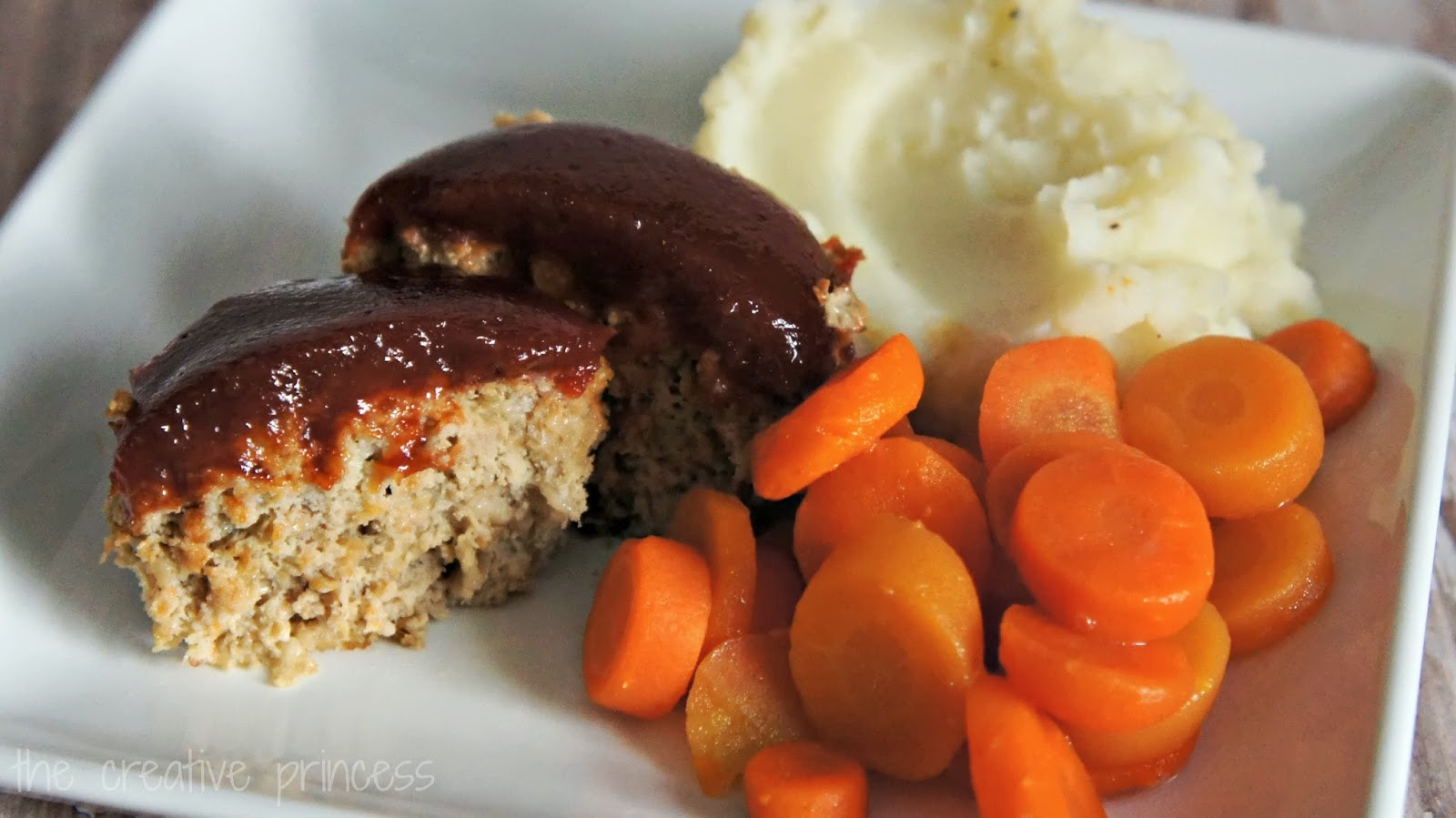 Ground Chicken Meatloaf
 The Creative Princess ad Mini Ground Chicken Meatloaf