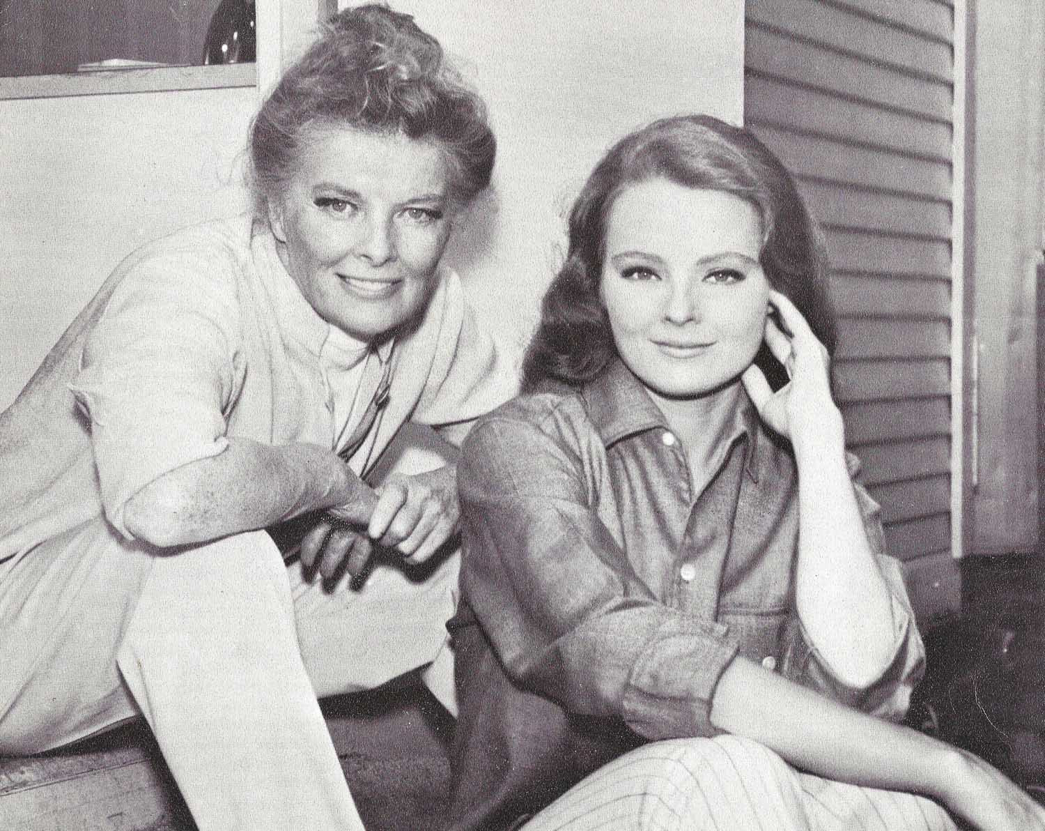 Guess Who'S Coming To Dinner
 KATHARINE HEPBURN & KATHARINE HOUGHTON "Guess who s ing