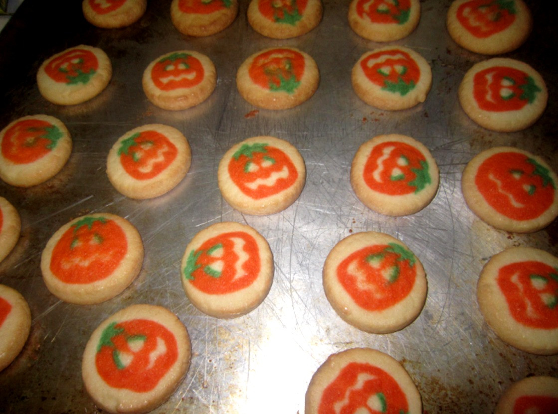 Halloween Cookies Pillsbury
 The Holidaze Pillsbury Halloween Cookies