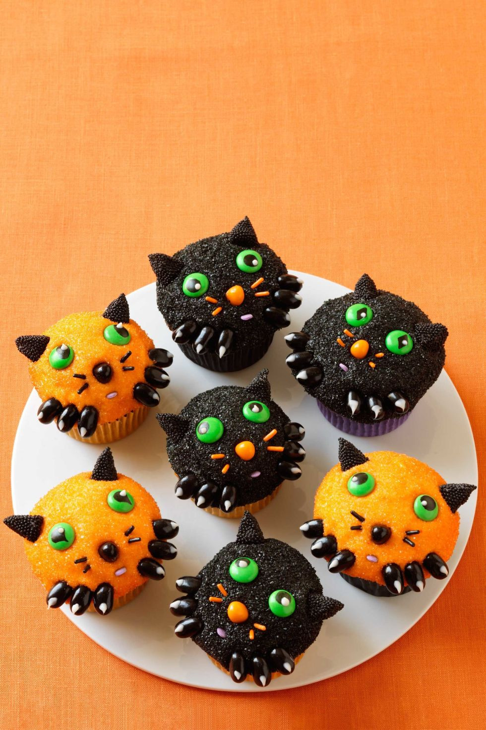 Halloween Cupcakes Decorations
 Top 15 Halloween cupcakes decorating ideas for You
