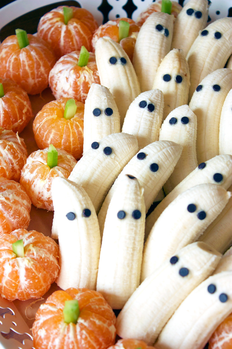 Halloween Desserts Pinterest
 Tangerine Pumpkins & Banana Ghosts