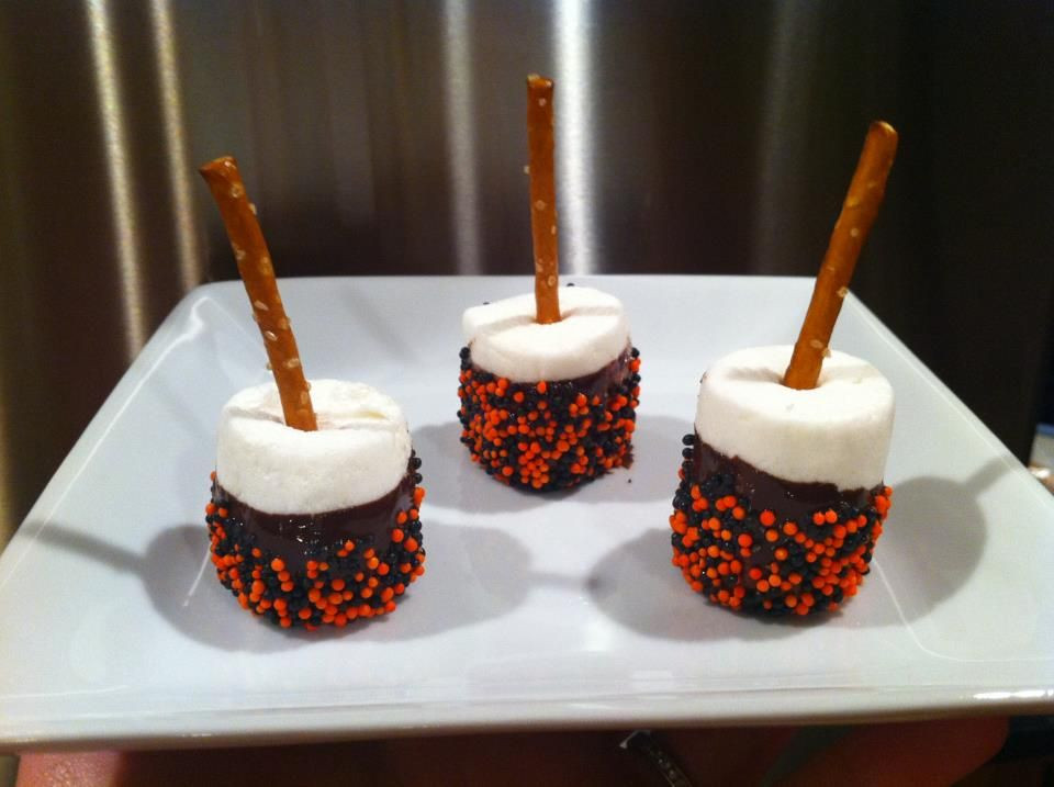 Halloween Themed Desserts
 Halloween themed treats by Dr Korie for Derby City s Fall