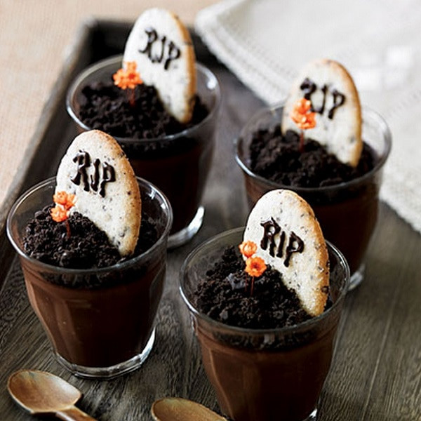 Halloween Themed Desserts
 7 Zombie Themed Treats for Halloween thegoodstuff