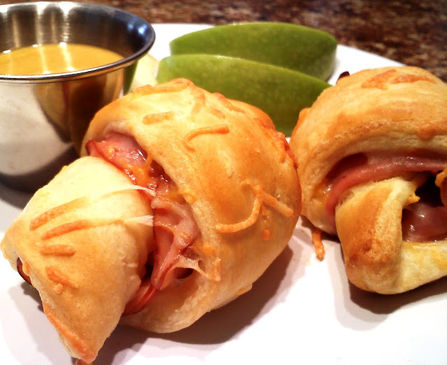 Ham And Cheese Crescent Rolls Appetizers
 South Your Mouth Ham & Cheddar Roll Ups with Honey Butter