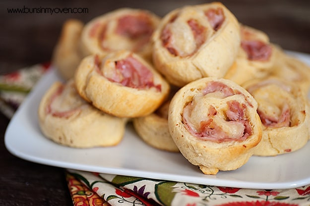 Ham And Cheese Crescent Rolls Appetizers
 Ham and Cheese Pinwheels — Buns In My Oven