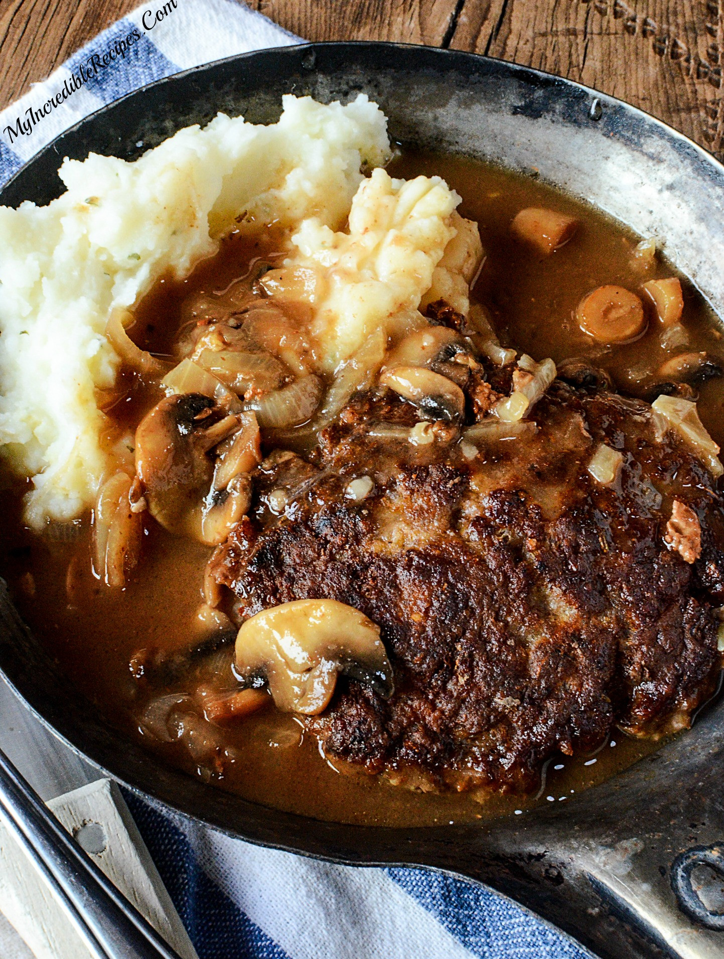 Hamburger Steak With Mushroom Gravy
 Southern Hamburger Steaks with ion Mushroom Gravy