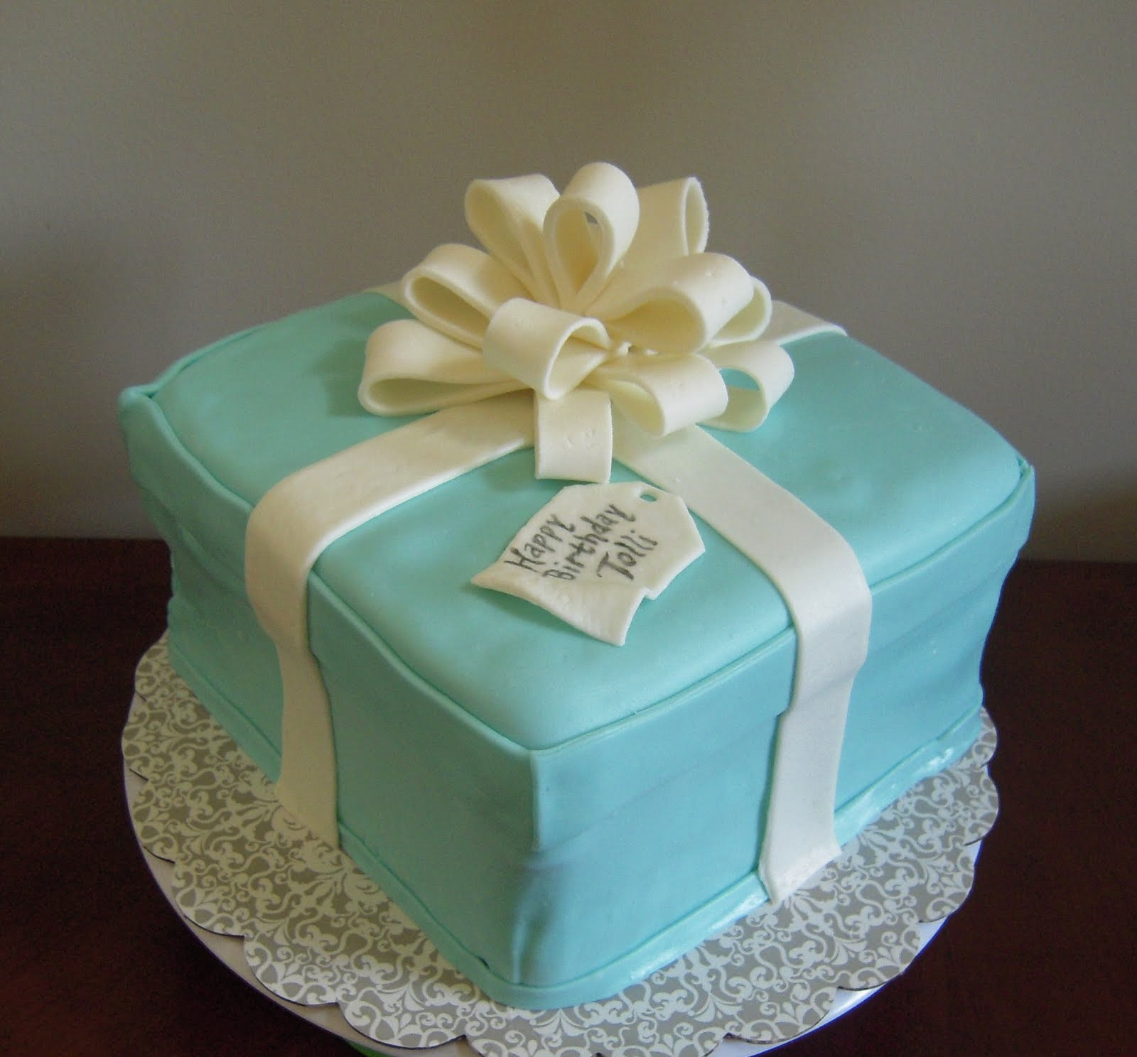 Happy Birthday Tiffany Cake
 Icing Makes the Cake Tiffany & Co Cake
