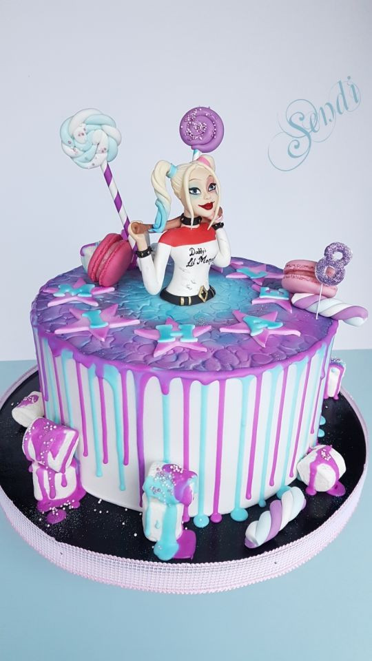 Harley Quinn Birthday Cake
 Harley Quinn cake by Sendi CakesDecor