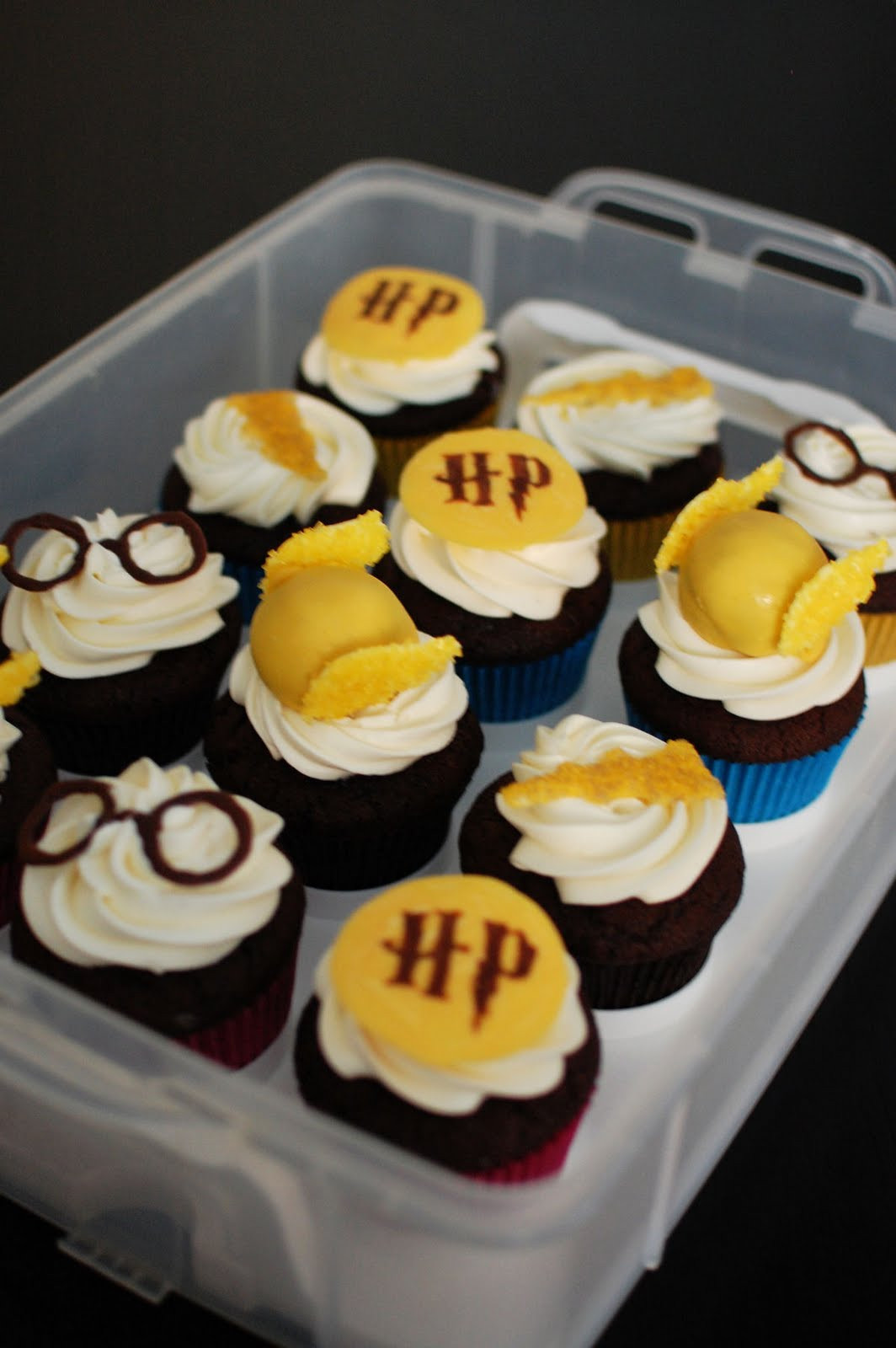 Harry Potter Cupcakes
 More Harry Potter Cupcakes Including Golden Snitch