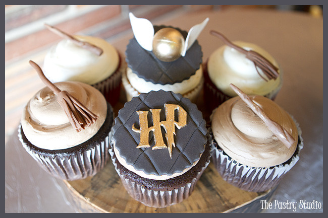 Harry Potter Cupcakes
 Harry Potter Cupcakes by The Pastry Studio Daytona Beach