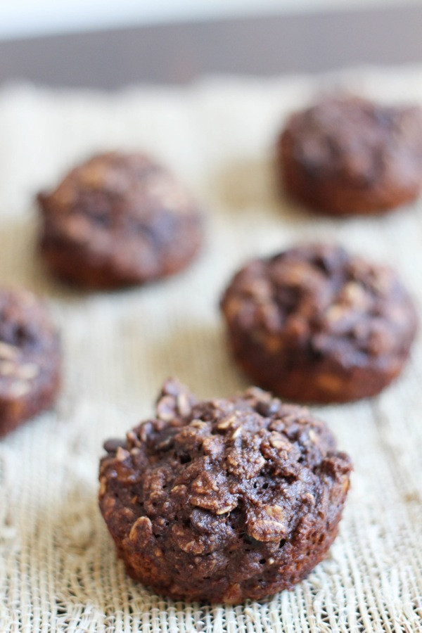 Healthy Banana Chocolate Chip Muffins
 Healthy banana chocolate chip muffins