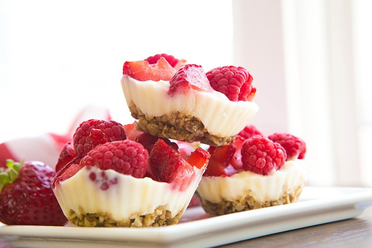 Healthy Dessert Snacks
 20 Light And Easy Dessert Recipes for Spring and Summer
