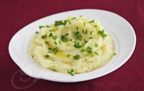 Healthy Mashed Potatoes
 You’ll Never Miss Them Calorie Saving Thanksgiving Swaps