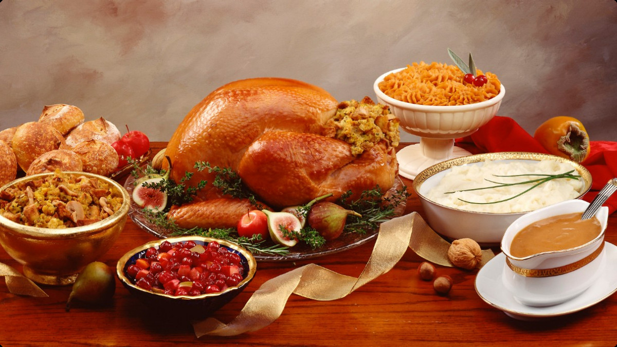 Heb Thanksgiving Dinner 2016
 Turkey and Thanksgiving 2016 Hold Marketing