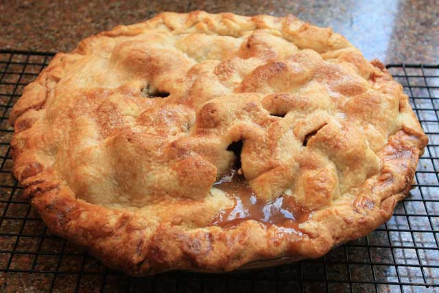 Homemade Apple Pie
 Our Favorite Homemade Apple Pie