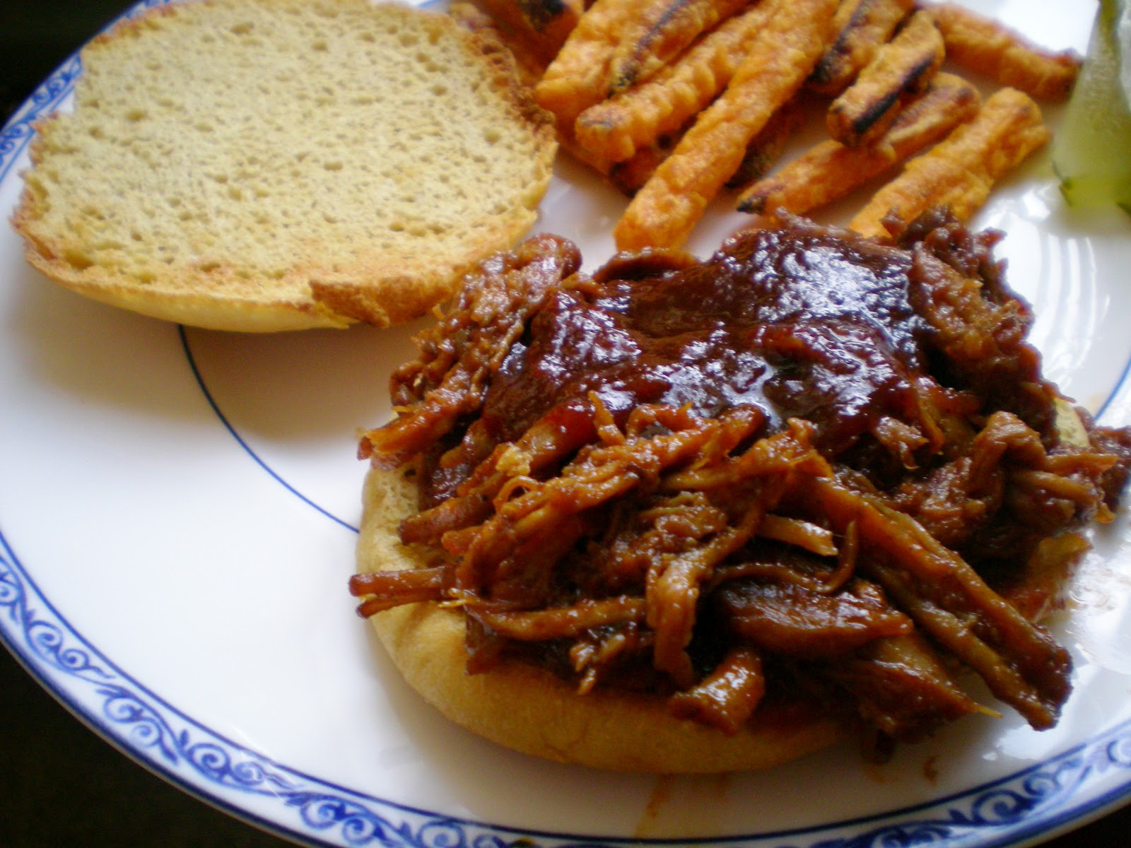 Homemade Bbq Sauce For Pulled Pork
 Slow Cooker BBQ Pulled Pork with Homemade Barbeque Sauce