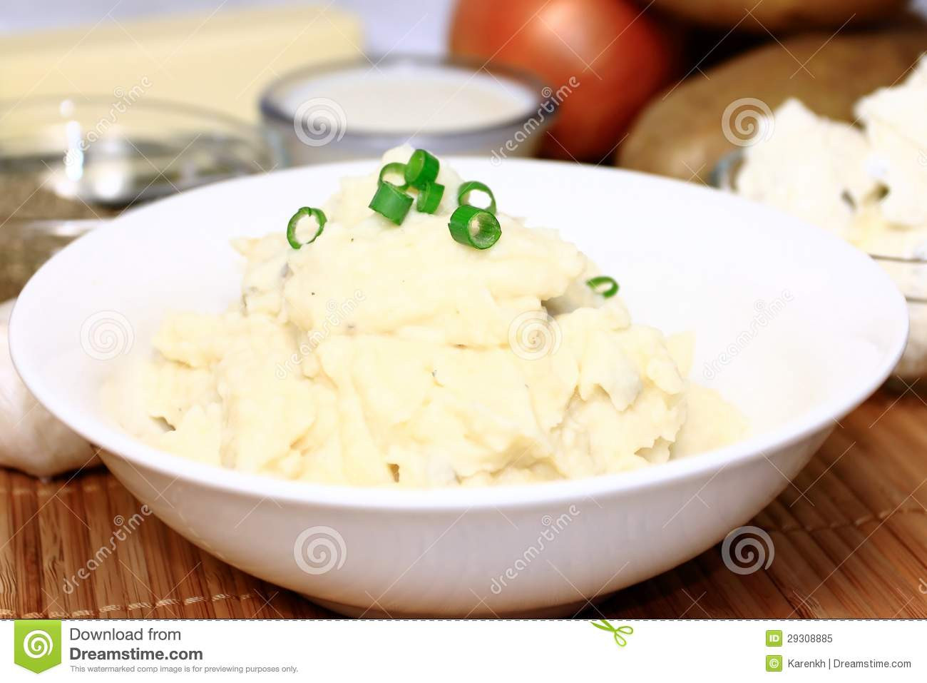 Homemade Garlic Mashed Potatoes
 Homemade Garlic Mashed Potatoes Royalty Free Stock