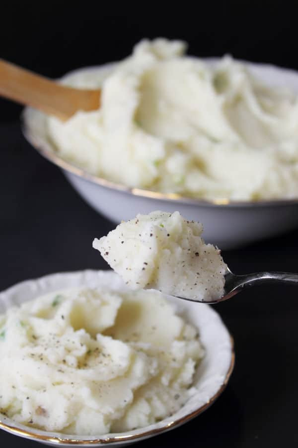 Homemade Garlic Mashed Potatoes
 Easy Garlic Mashed Potatoes