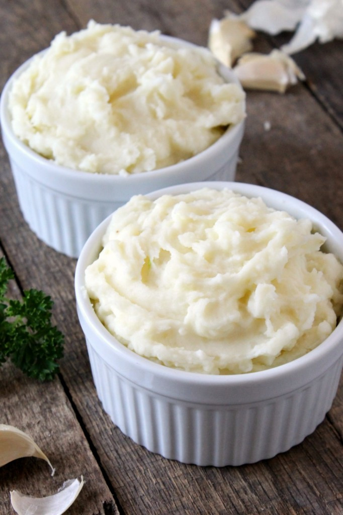 Homemade Garlic Mashed Potatoes
 Easy Garlic Mashed Potatoes