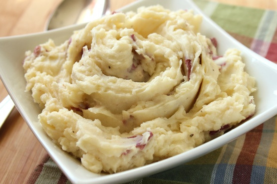 Homemade Garlic Mashed Potatoes
 Restaurant Style Garlic Mashed Potatoes Recipe Genius