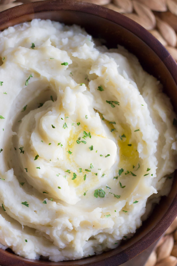 Homemade Garlic Mashed Potatoes
 Easy Creamy Crockpot Roasted Garlic Mashed Potatoes