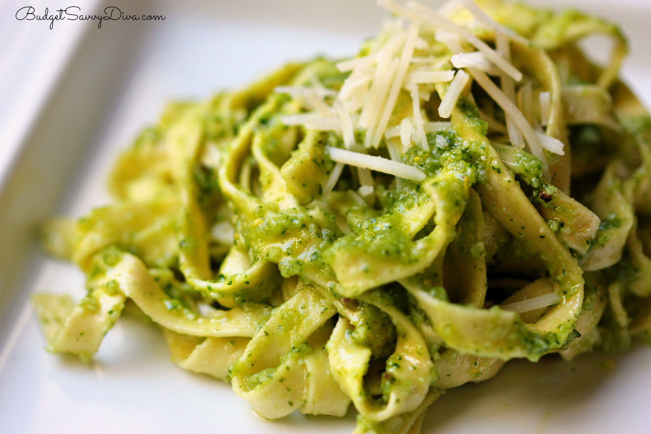 Homemade Pesto Sauce
 Easy Homemade Pesto Recipe