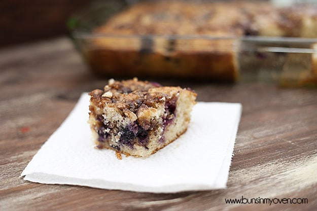 Honey Bun Cake Recipe
 Blueberry Honey Bun Cake — Buns In My Oven