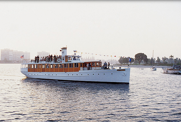 Hornblower Dinner Cruise
 Newport Beach Dining Cruises Boat Tours & Events