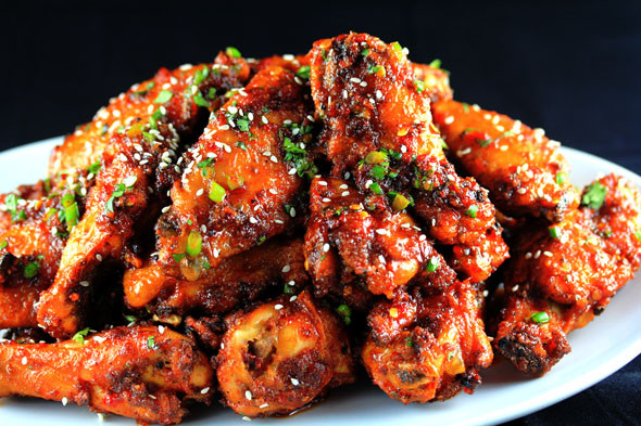 Hot Chicken Wings
 Sweet and Spicy Garlic Ginger Chicken Wings