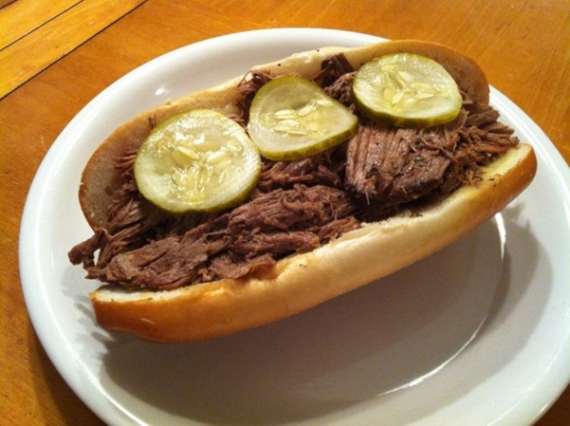 Hot Roast Beef Sandwiches
 Hand Carved Hot Roast Beef Sandwiches Recipe