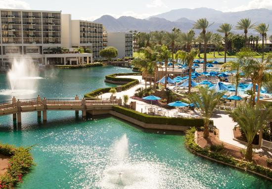 Hotels In Palm Dessert Ca
 Expansive atrium lobby with gondolas Picture of JW