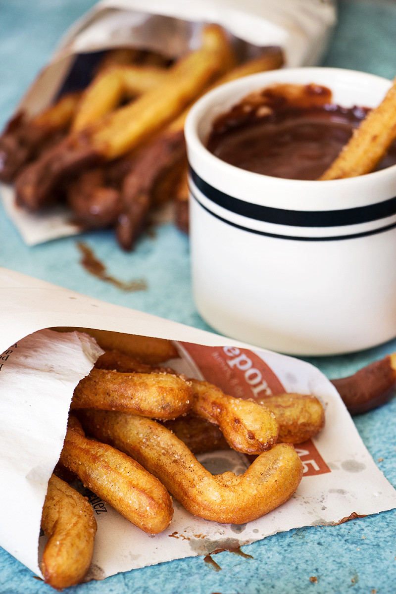 How Do You Say Dessert In Spanish
 Spanish Churros Con Chocolate Yummy Addiction