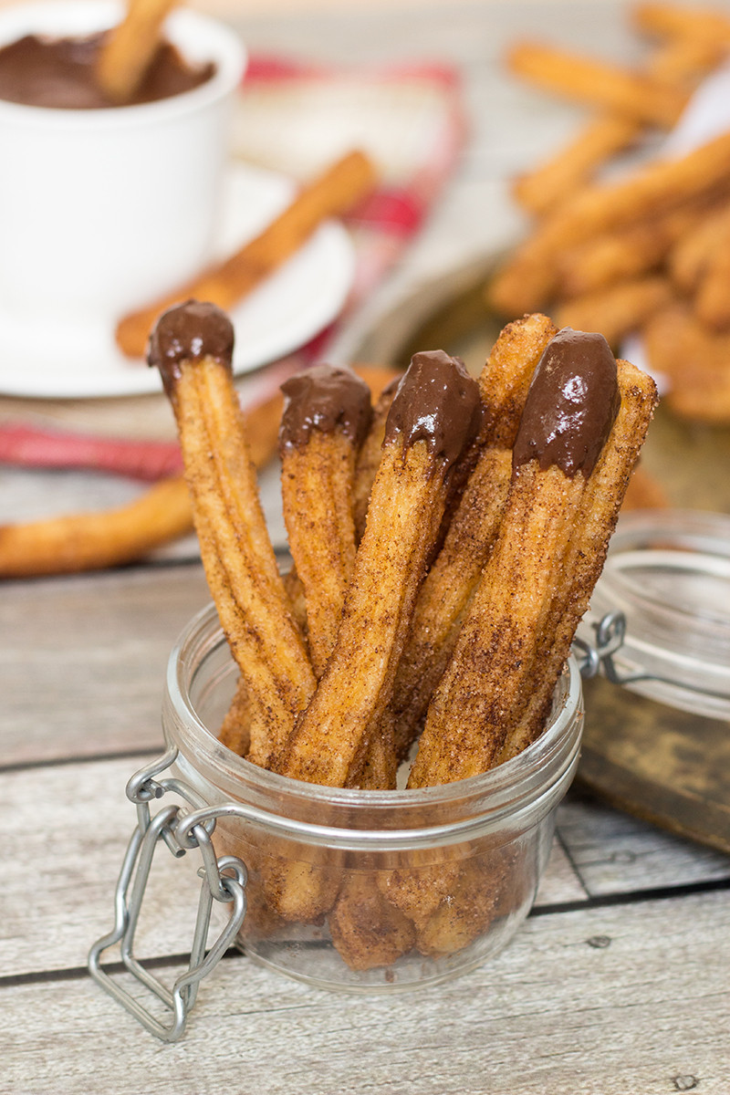 How Do You Say Dessert In Spanish
 Churros Con Chocolate Spanish Breakfast Favorite