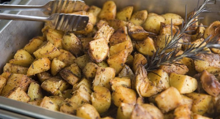 How Long Does It Take To Bake A Potato
 How Long Does It Take to Cook Roasted Potatoes