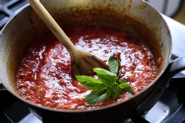 How Long Does Tomato Sauce Last In The Fridge
 Tomatoes ripe for fresh quick homemade sauce
