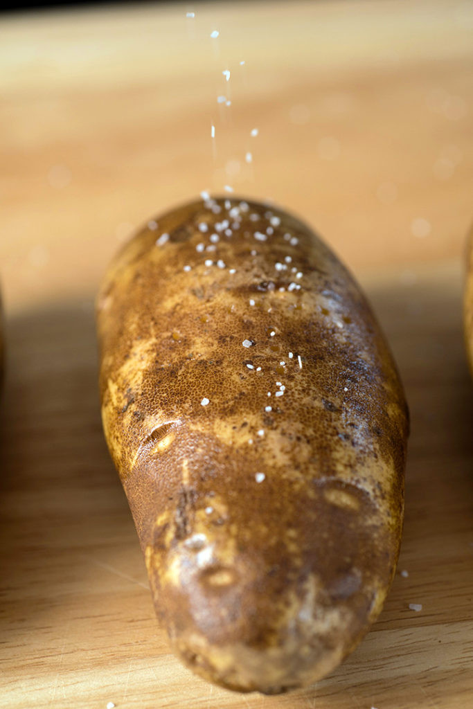 How Long To Bake A Potato At 375
 How to Bake a Potato in an Oven Perfect and Fast