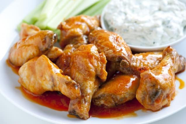 How Long To Bake Chicken Wings At 425
 Easy Baked Chicken Hot Wings Recipe