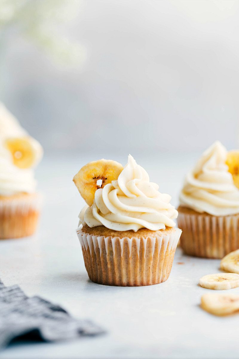 How Long To Bake Mini Cupcakes
 Banana Cupcakes Best EVER 