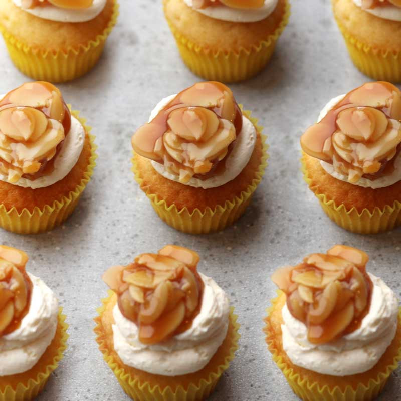 How Long To Bake Mini Cupcakes
 Mini Bienenstich Bee Sting Cupcakes – Bake to the roots