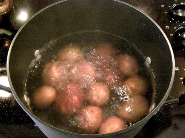 How Long To Boil A Potato
 How to how long to cook potatoes