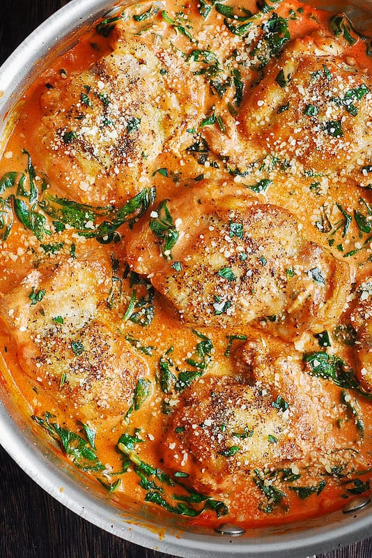 How Long To Boil Boneless Chicken Thighs
 Skillet Chicken Thighs with Creamy Tomato Basil Spinach