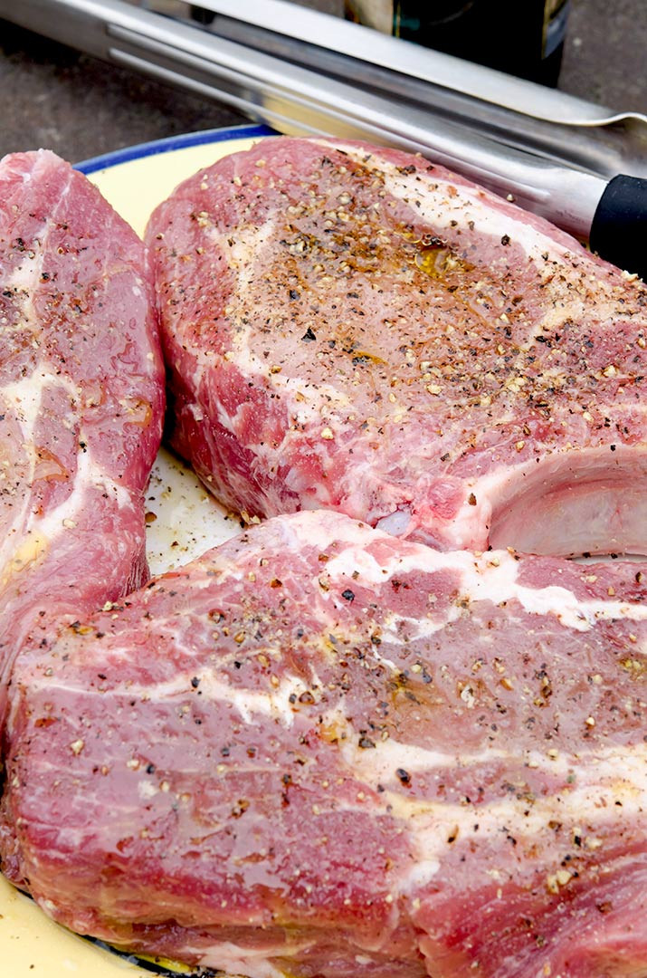 How Long To Grill Bone In Pork Chops
 Grilling Pork Chops to Perfection