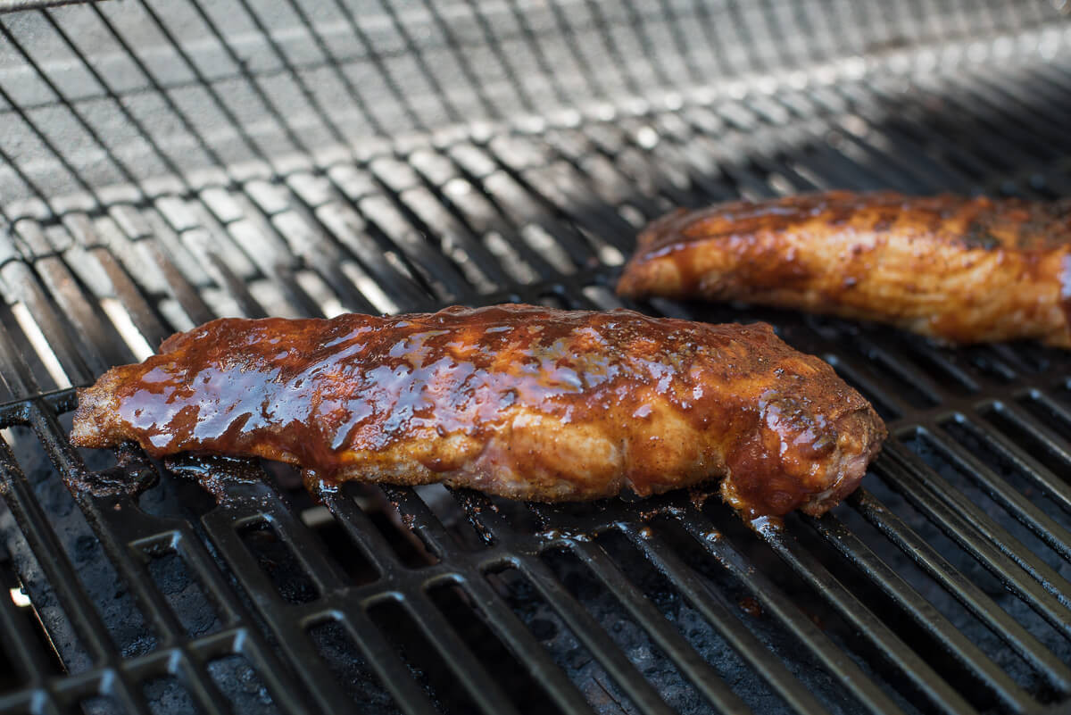 How Long To Grill Pork Tenderloin
 Grilled Pork Tenderloin with Cheesy Ve able Rice