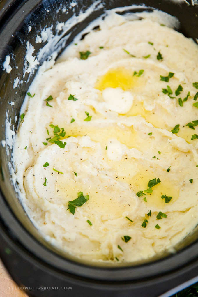 How Many Potatoes Per Person For Mashed Potatoes
 Best Crock Pot Mashed Potatoes Slow Cooker