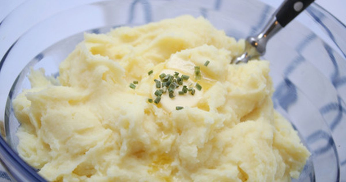 How Many Potatoes Per Person For Mashed Potatoes
 How many potatoes should be used to make mashed potatoes