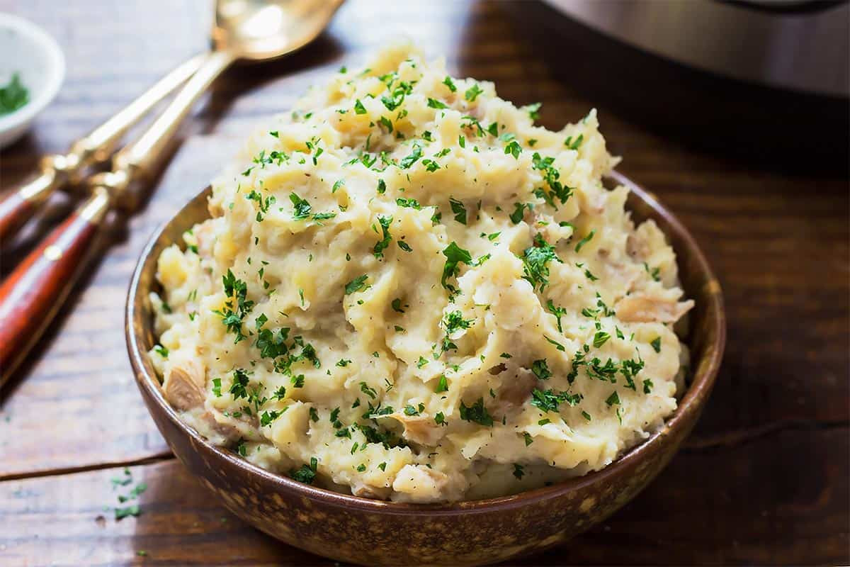 How Many Potatoes Per Person For Mashed Potatoes
 Instant Pot Mashed Potatoes Restaurant Style VIDEO