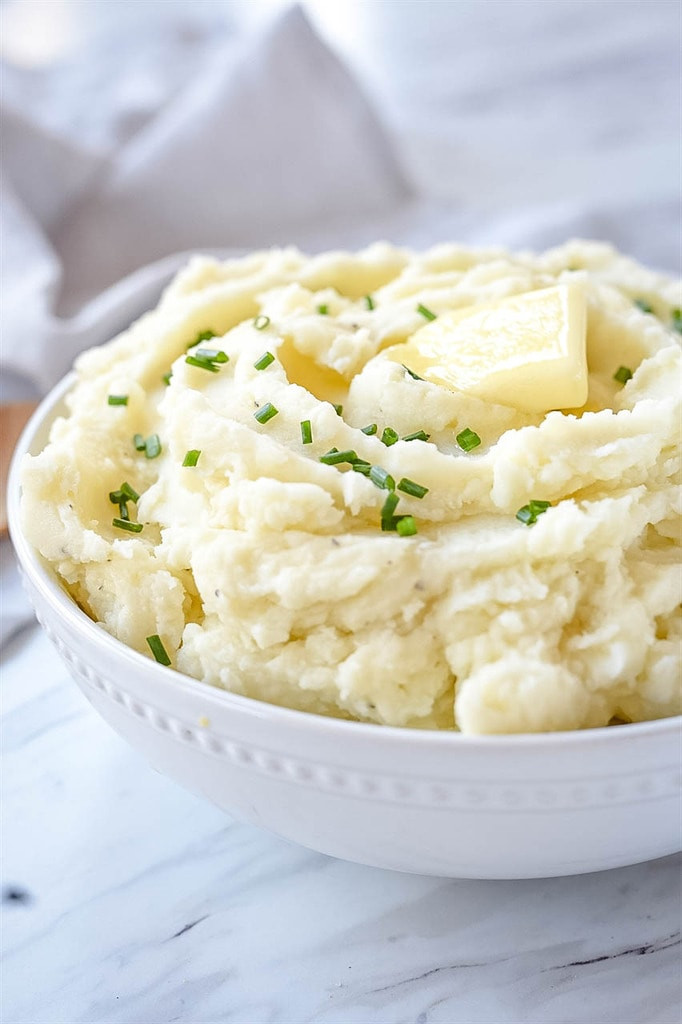 How Many Potatoes Per Person For Mashed Potatoes
 Easy Mashed Potatotes Recipe