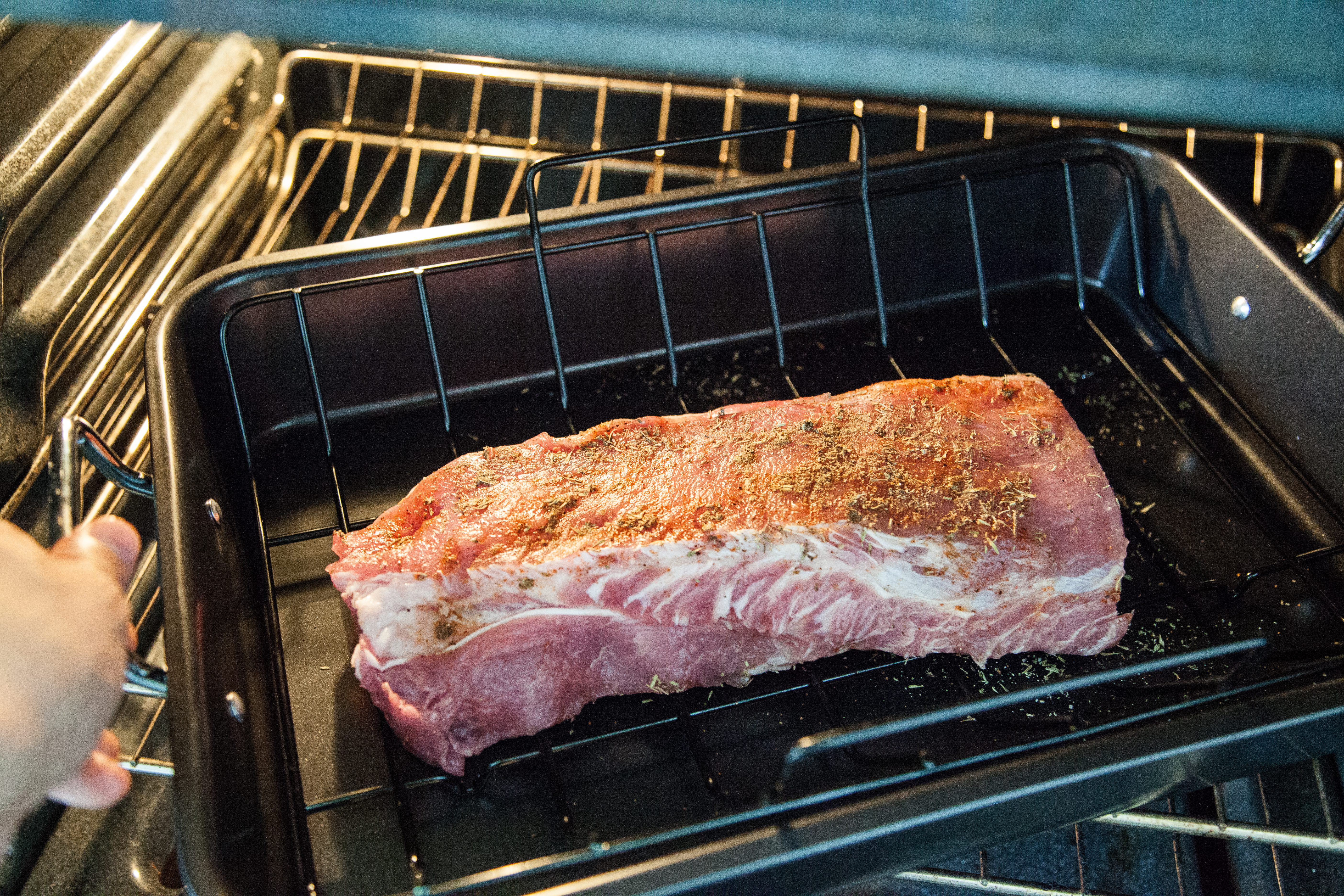 How To Cook A Pork Loin In The Oven
 How to Cook Pork Tenderloin in a Roasting Pan