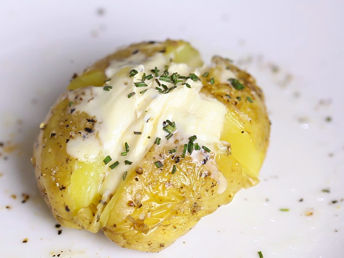 How To Cook Baked Potato In Microwave
 How to Bake a Potato in the Microwave 9 Steps with